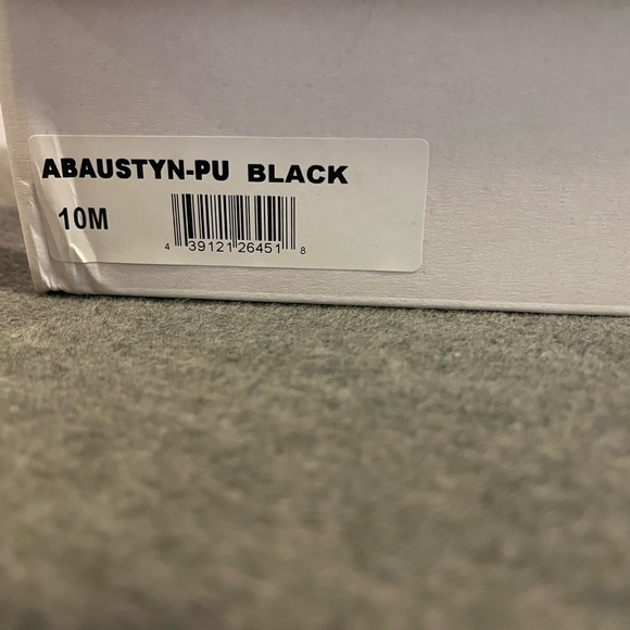 Abound Austyn Strappy Sandal in Black size 10 - Picture 5 of 5